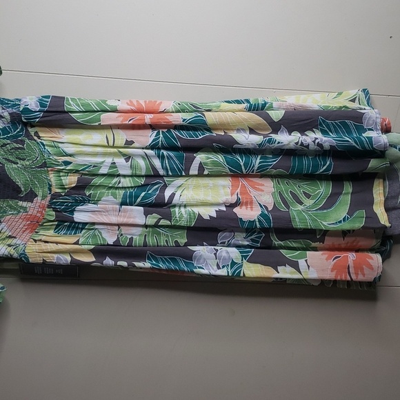 Volcom Excapism Mini Cut Out  Dress Slate Grey - Picture 10 of 16